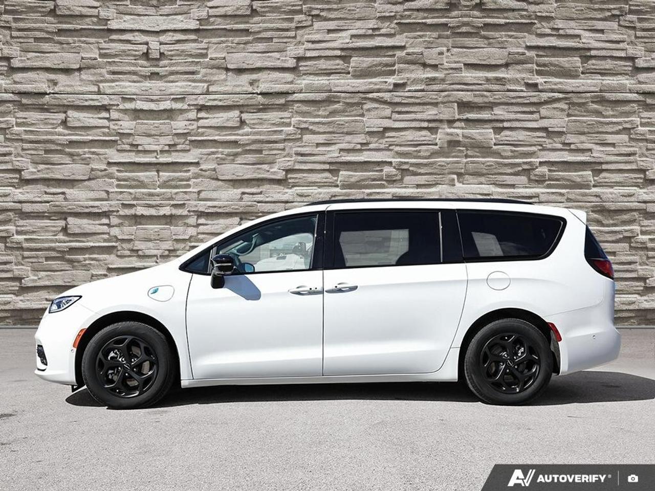 2024 Chrysler Pacifica Hybrid Dual 10" Amazon Fire   Dual Pane Roof Photo