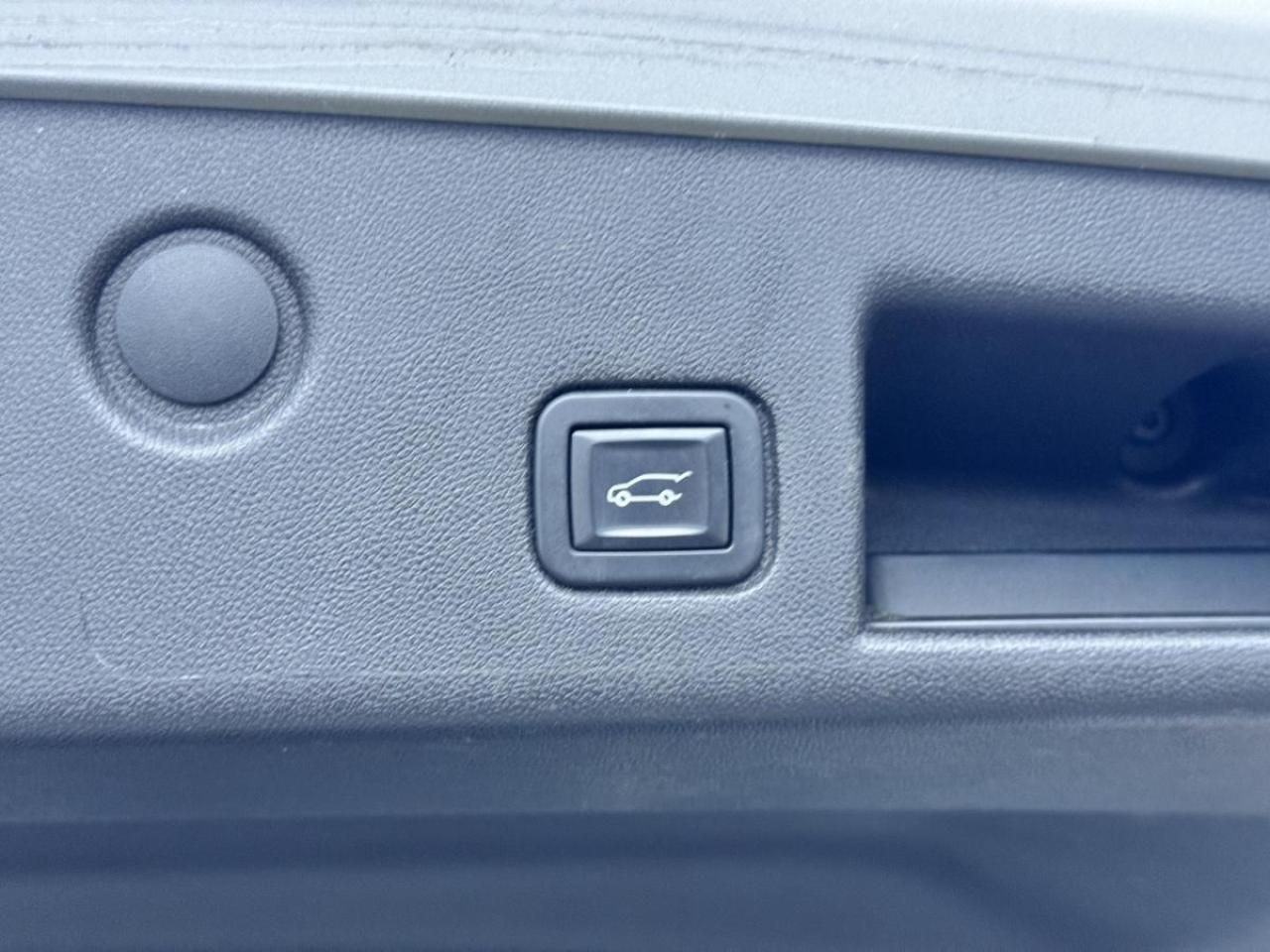 2018 Chevrolet Equinox LT/ DIESEL/MUST SEE/NEW TIRES AND BRAKES/CERTIFIED Photo