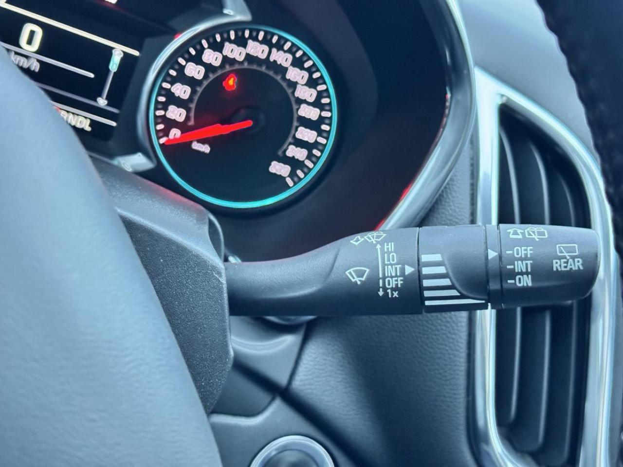 2018 Chevrolet Equinox LT/ DIESEL/MUST SEE/NEW TIRES AND BRAKES/CERTIFIED Photo