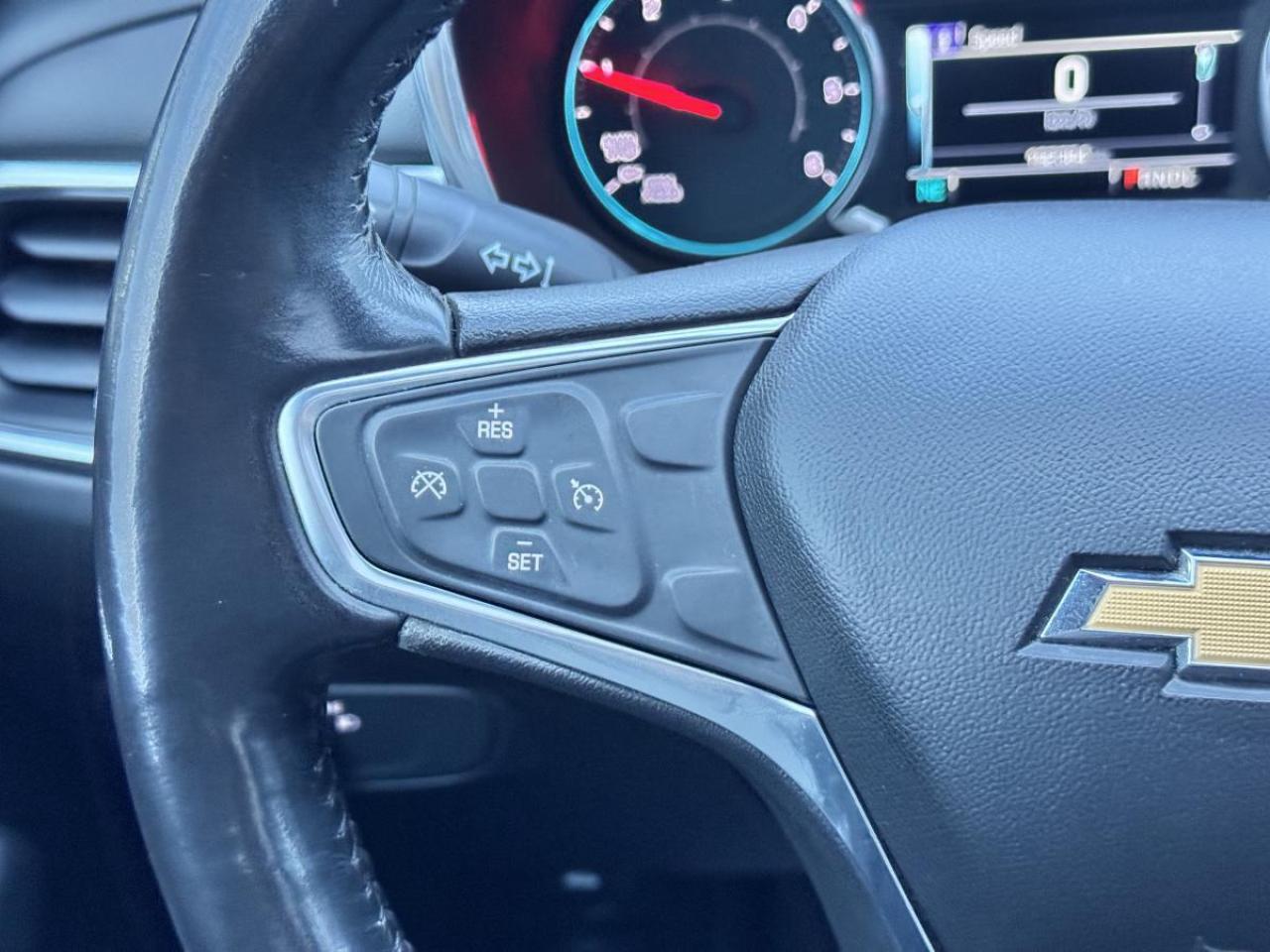 2018 Chevrolet Equinox LT/ DIESEL/MUST SEE/NEW TIRES AND BRAKES/CERTIFIED Photo