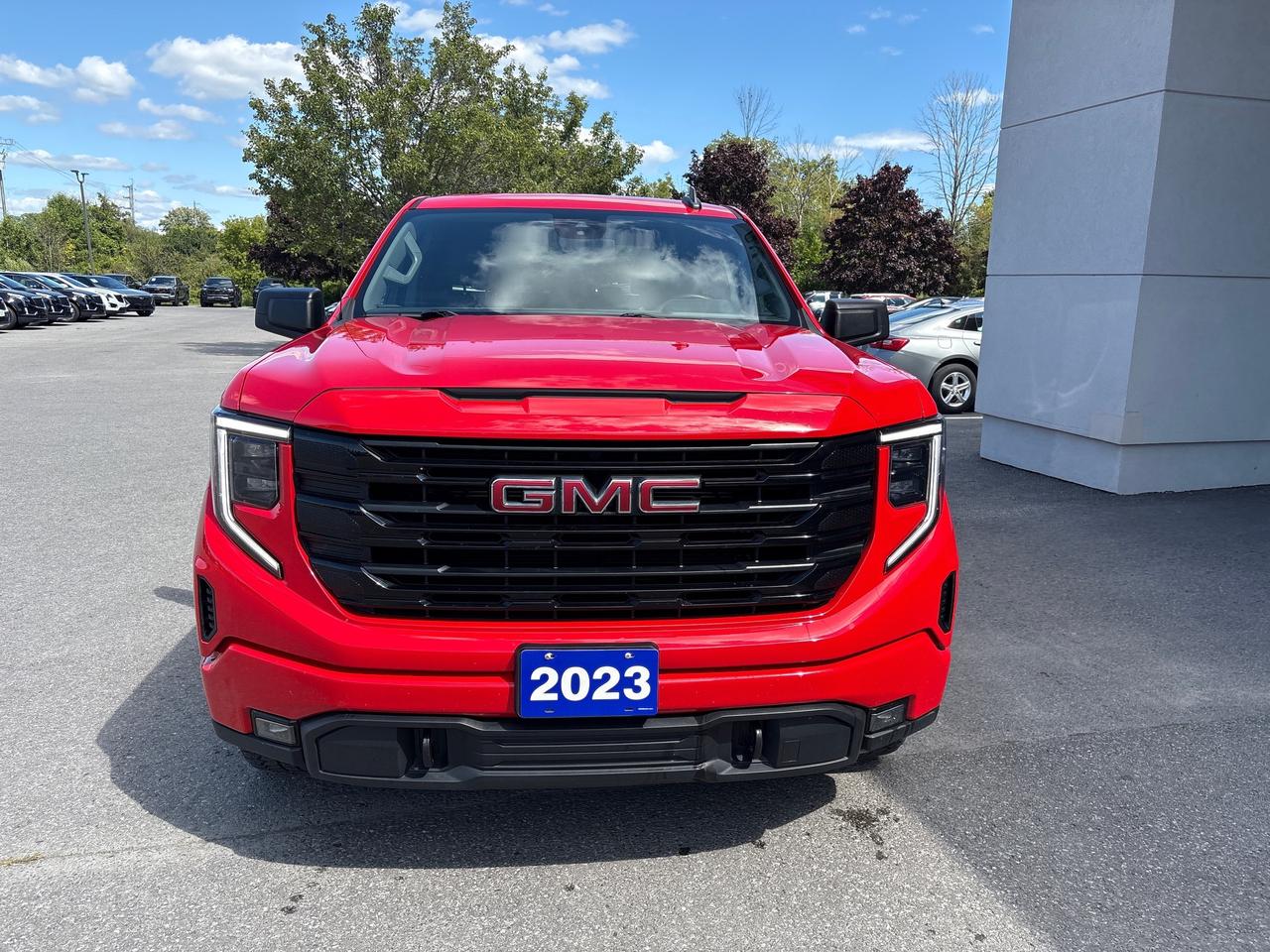 2023 GMC Sierra 1500 Elevation Crew + X31 Off Road + 6 Pass *CLEARANCE* Photo5