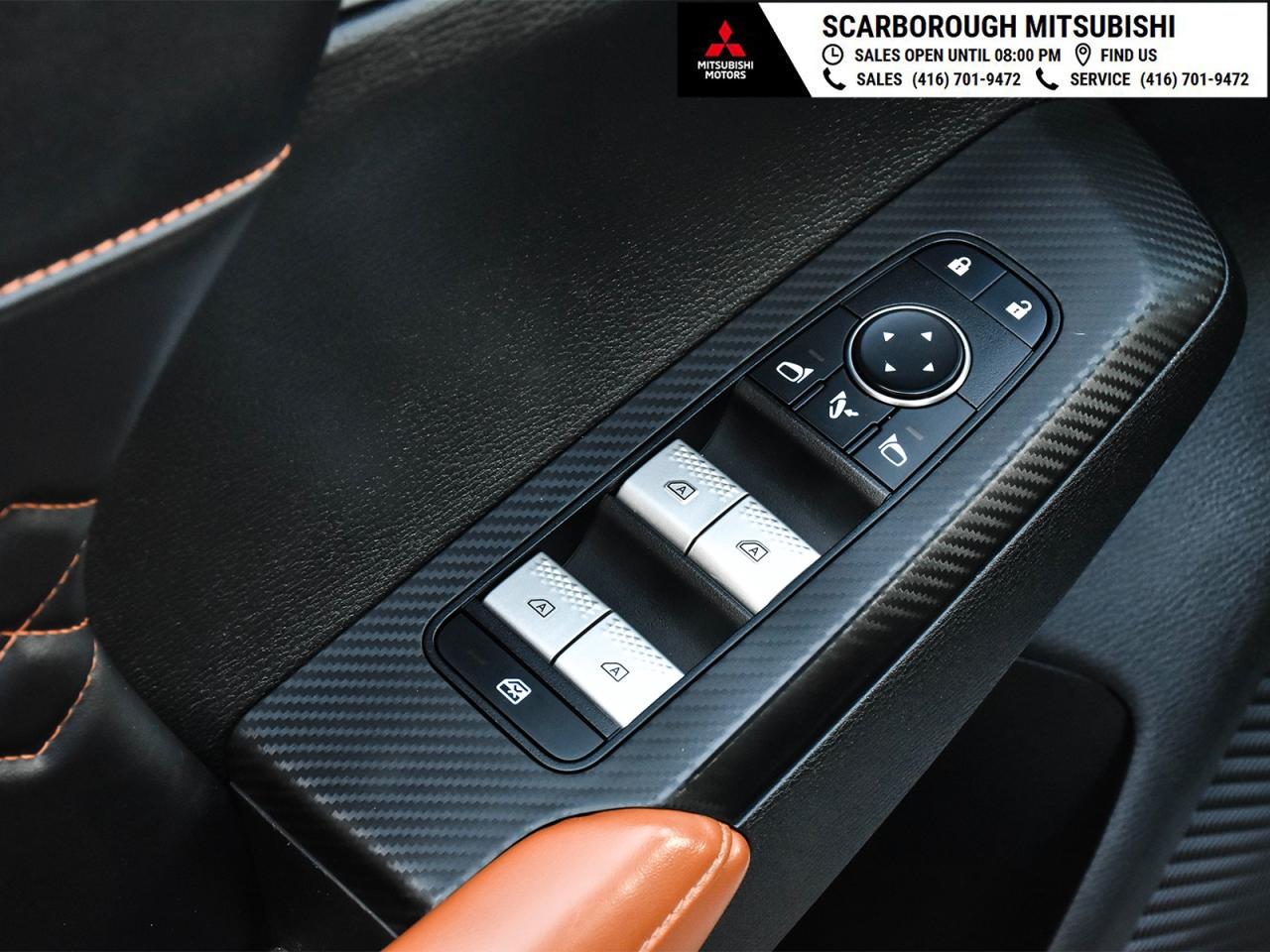 2024 Mitsubishi Outlander GT-P AWC Panoramic glass roof leather seats Photo