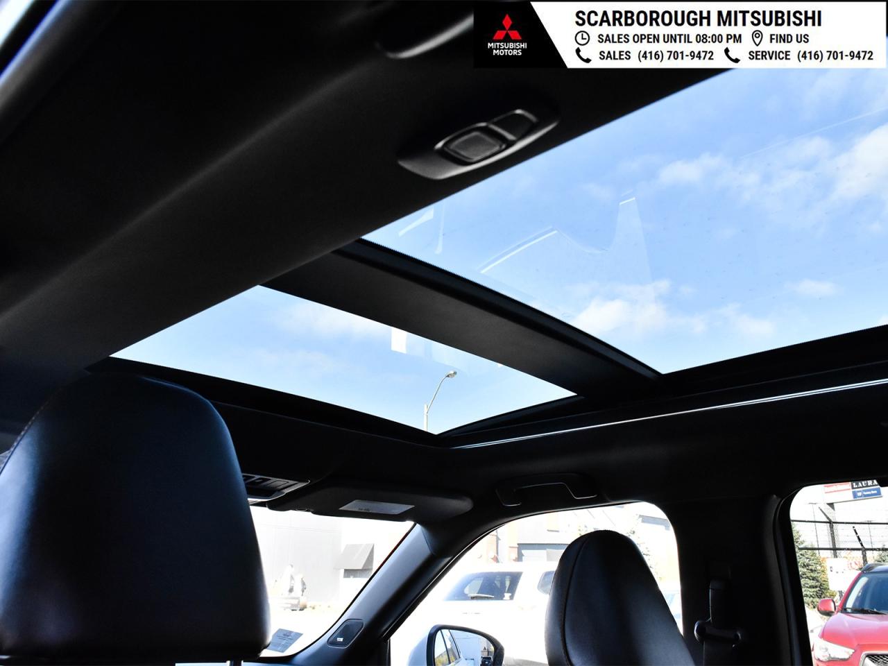 2024 Mitsubishi Outlander GT-P AWC Panoramic glass roof leather seats Photo