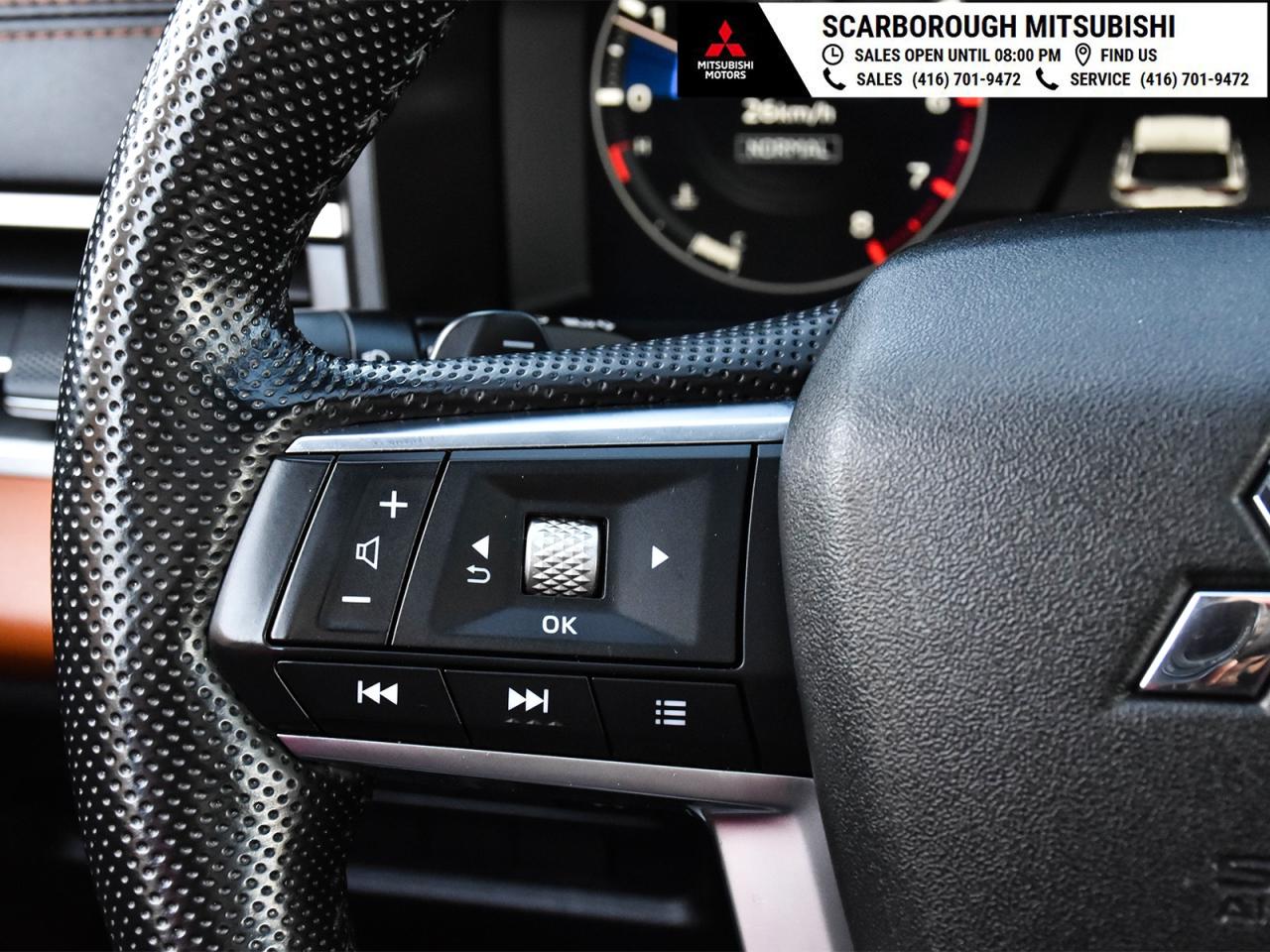 2024 Mitsubishi Outlander GT-P AWC Panoramic glass roof leather seats Photo