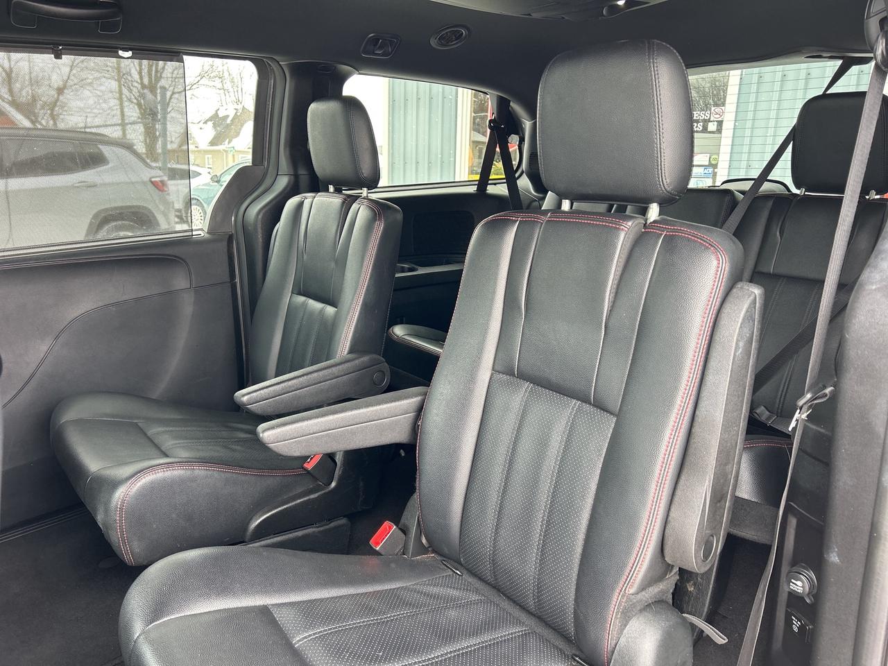 2018 Dodge Grand Caravan GT  ** LEATHER ** FREE  SNOWS ** Photo