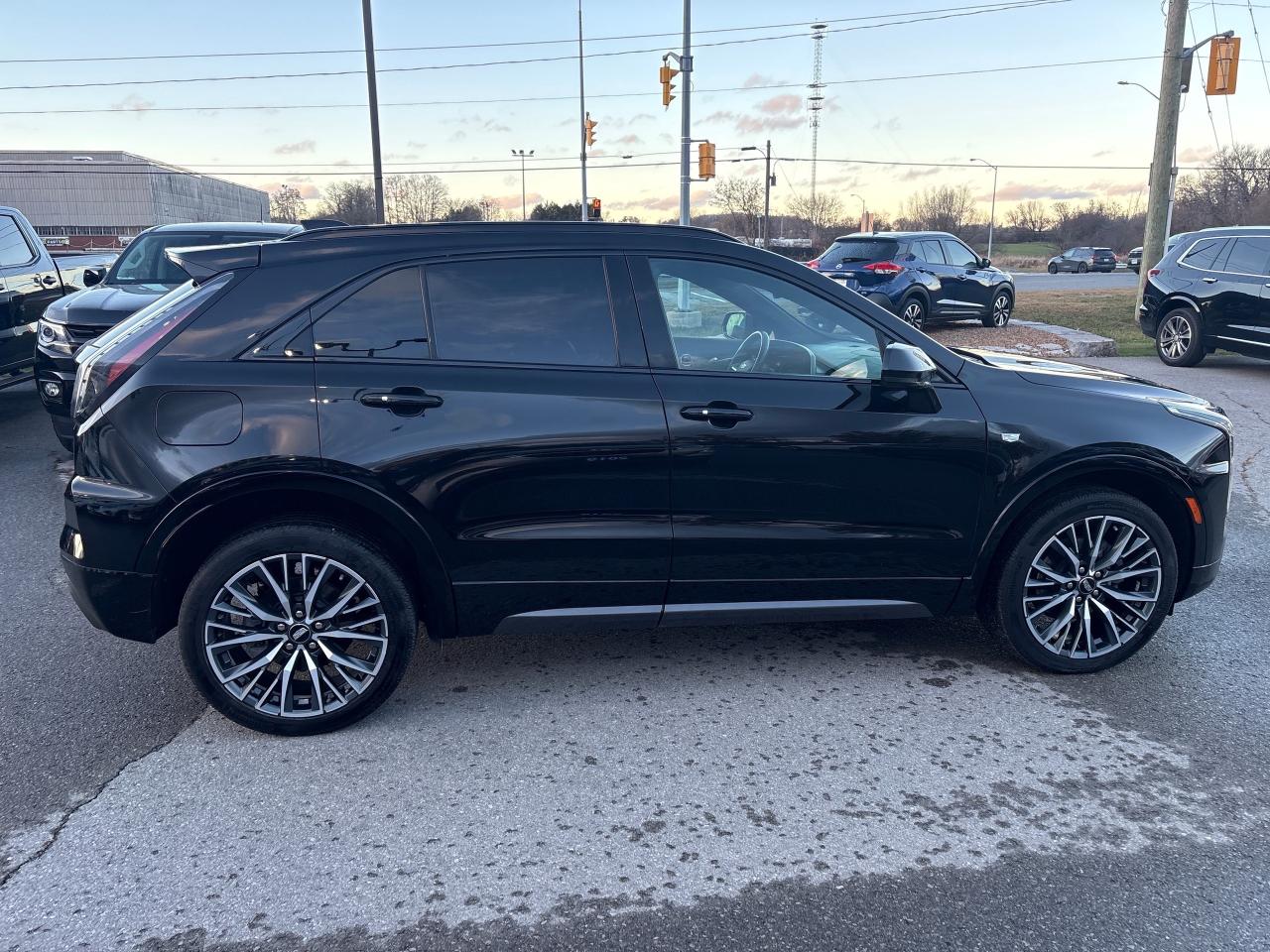 2024 Cadillac XT4 Sport AWD + Sunroof + 20 Alloys + Winters + 1 Owne Photo