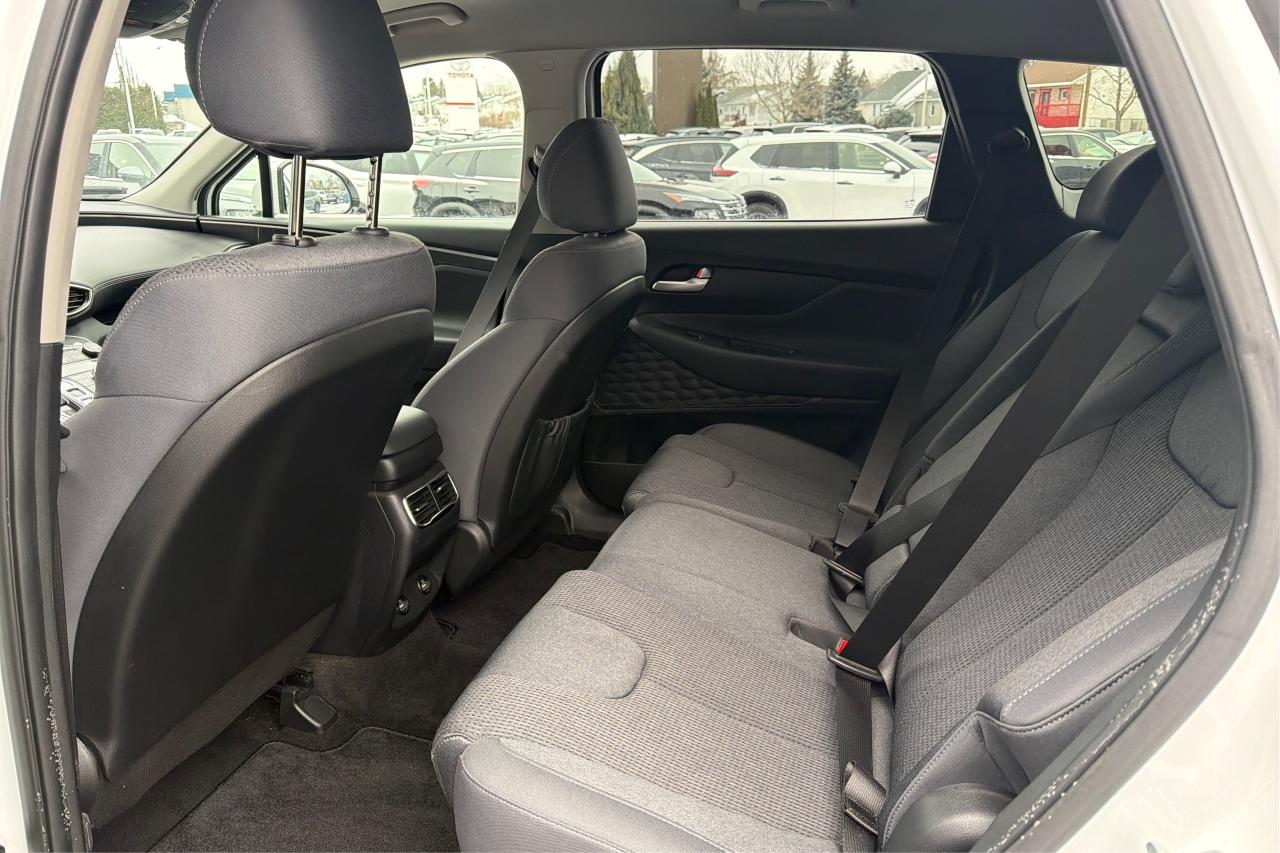 2022 Hyundai Santa Fe ESSENTIAL Photo