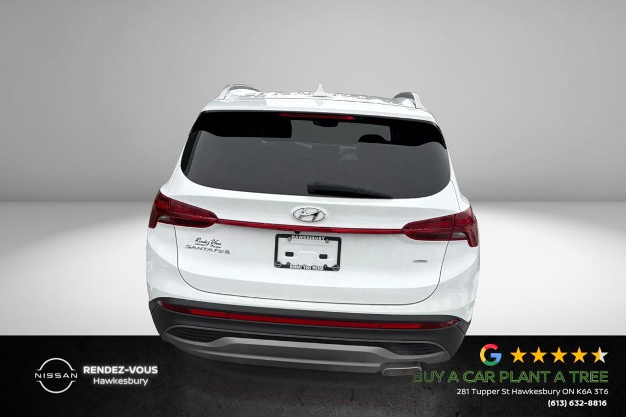 2022 Hyundai Santa Fe ESSENTIAL Photo3