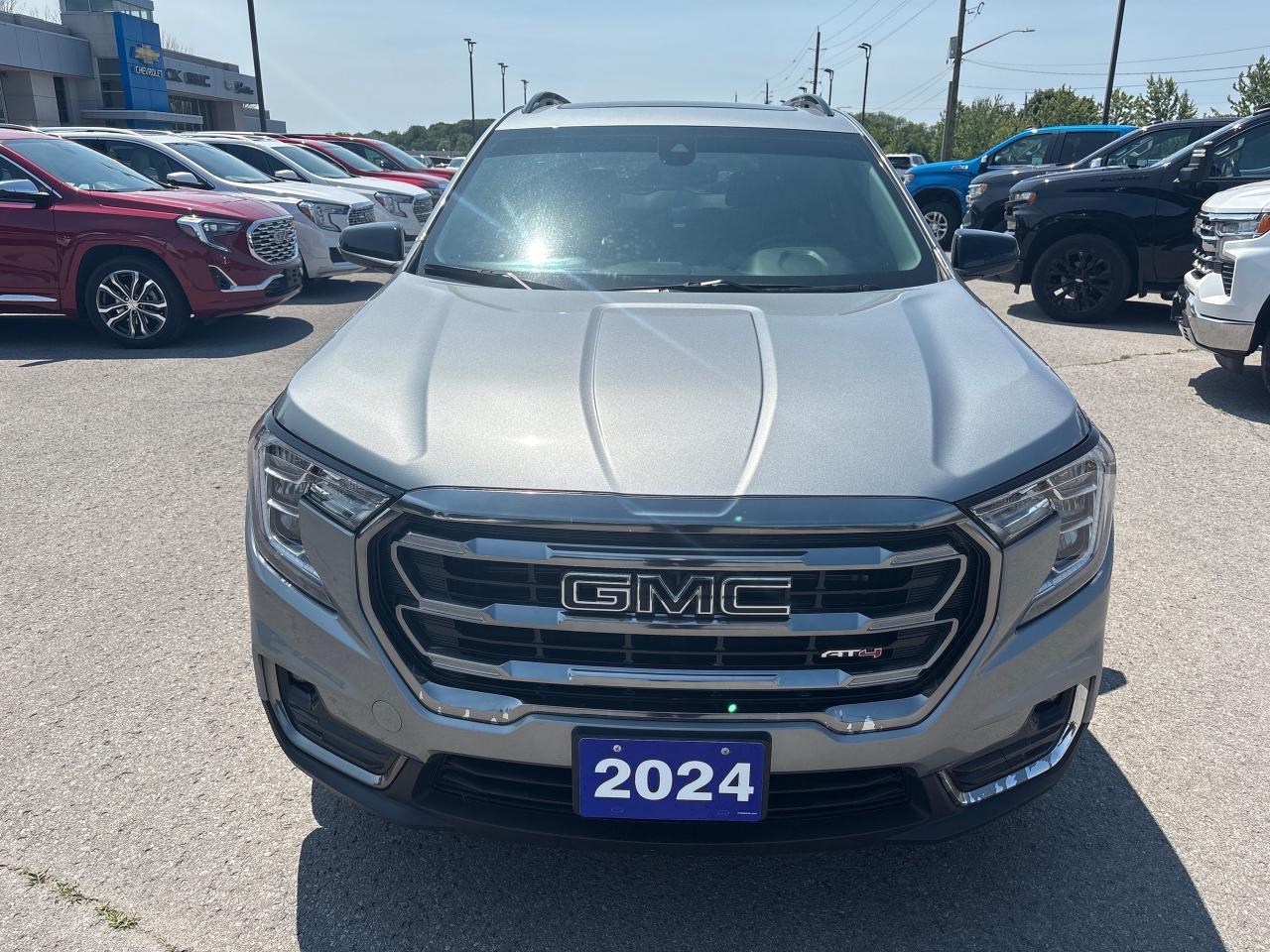 2024 GMC Terrain AT4 AWD + Sunroof + Navi + Safety Plus Pkg**CLEARA Photo