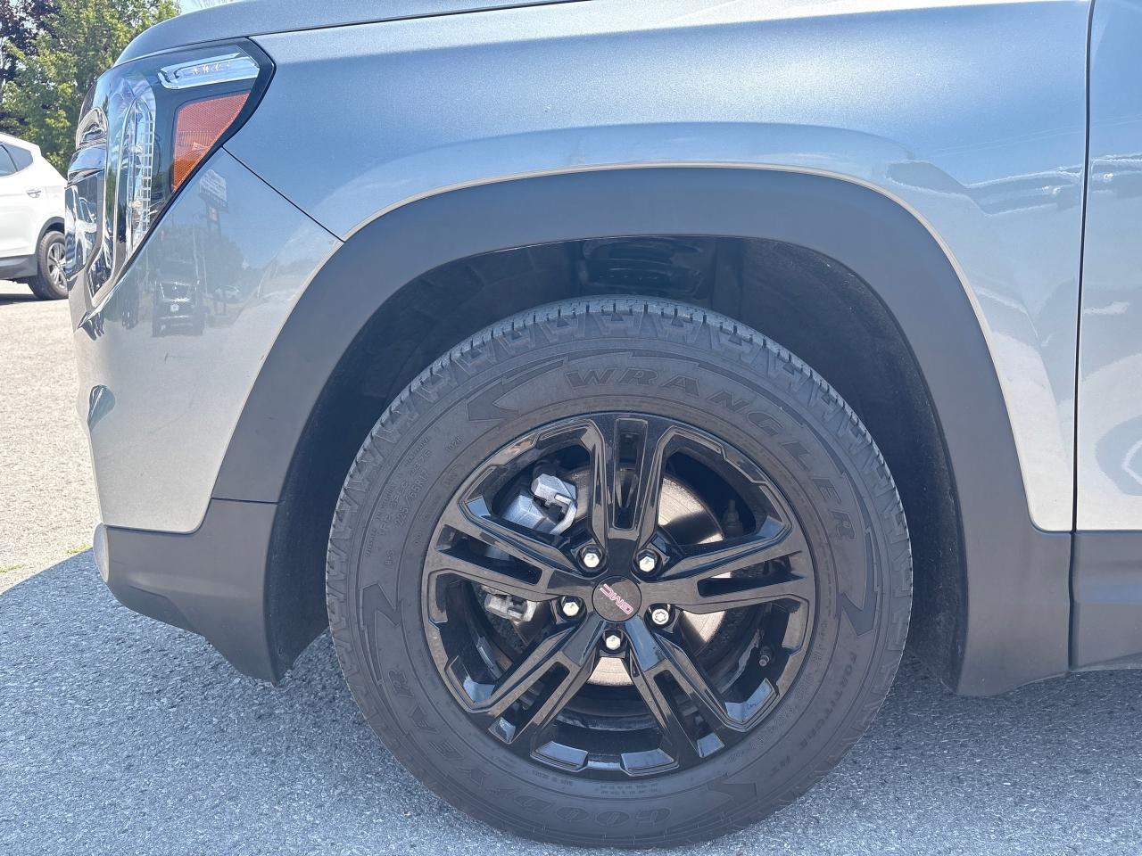 2024 GMC Terrain AT4 AWD + Sunroof + Navi + Safety Plus Pkg**CLEARA Photo