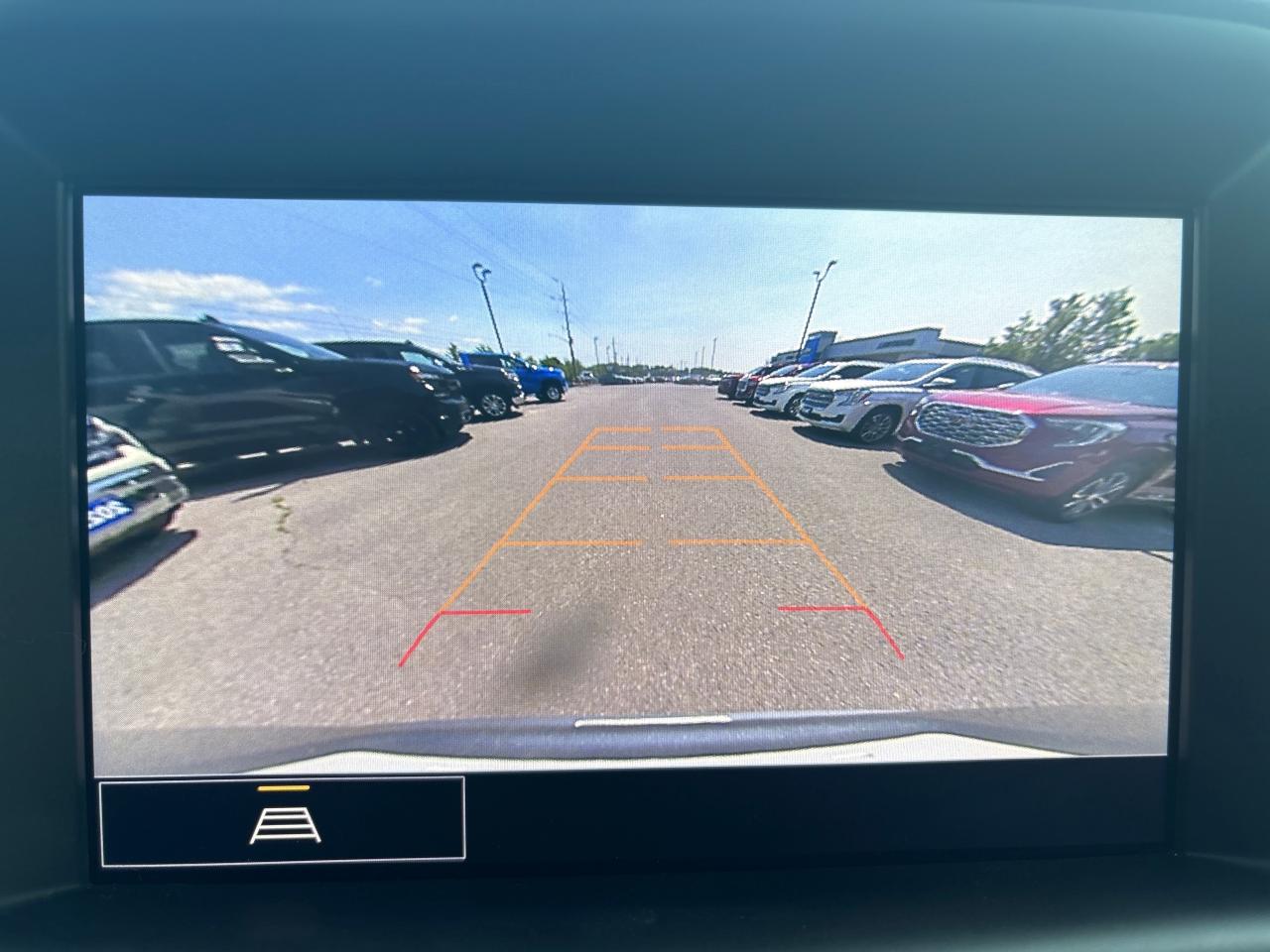 2024 GMC Terrain AT4 AWD + Sunroof + Navi + Safety Plus Pkg**CLEARA Photo