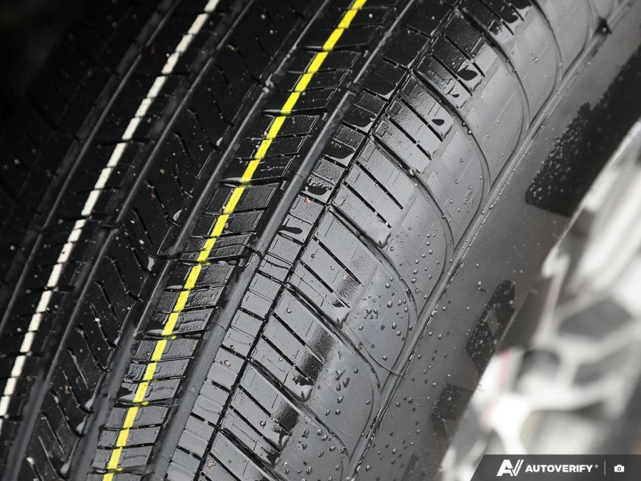 2024 GMC Sierra 1500 One Owner   Low Mileage Photo