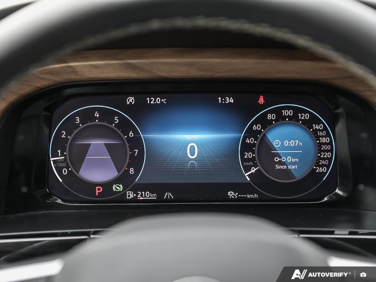 2024 Volkswagen Atlas Leather Vented Seats   Accident Free Photo