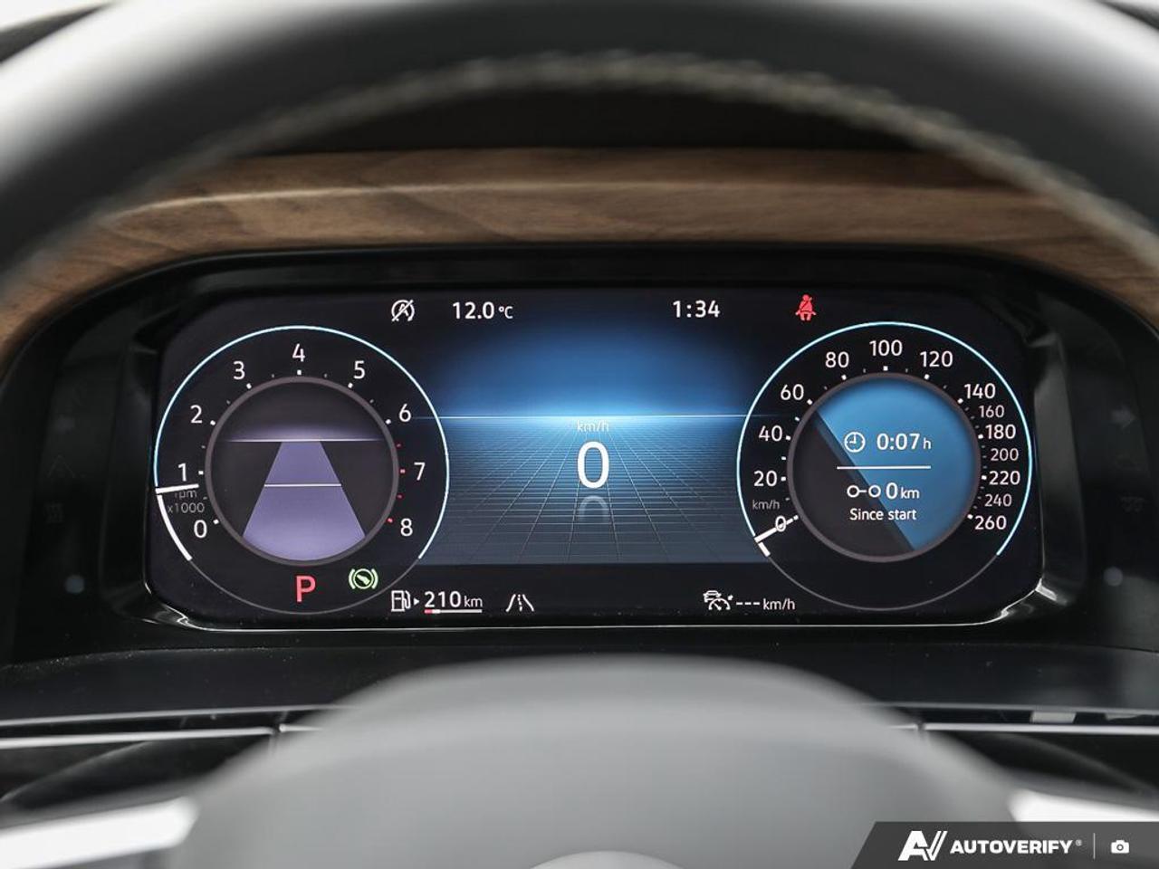 2024 Volkswagen Atlas Leather Vented Seats   Accident Free Photo