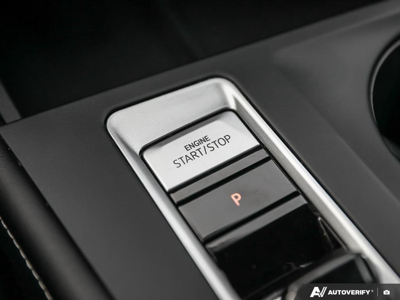 2024 Volkswagen Atlas Leather Vented Seats   Accident Free Photo