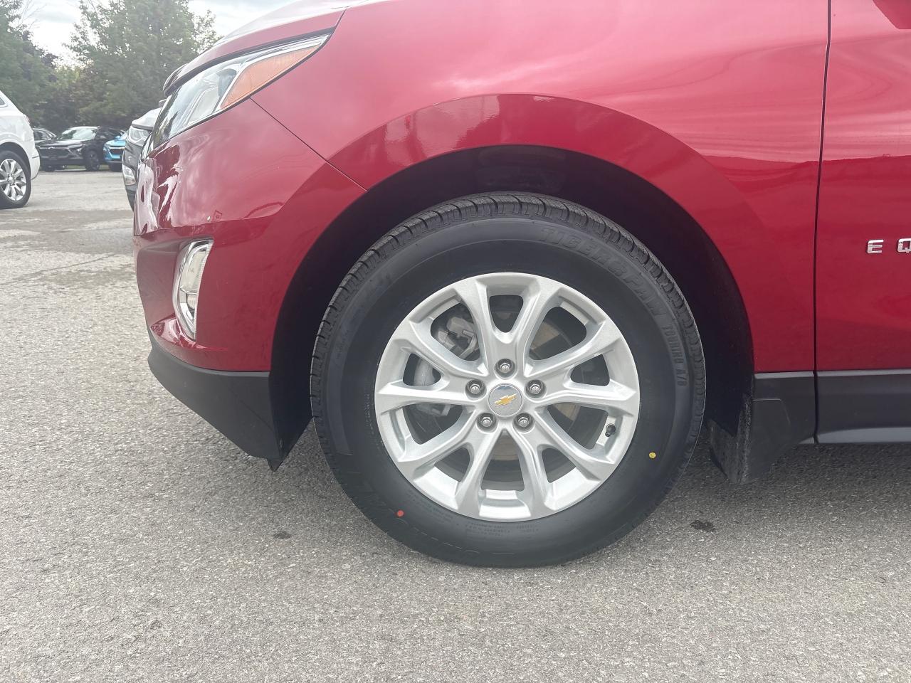 2019 Chevrolet Equinox LT FWD + Heated Seats + New Tires *CLEARANCE* Photo4