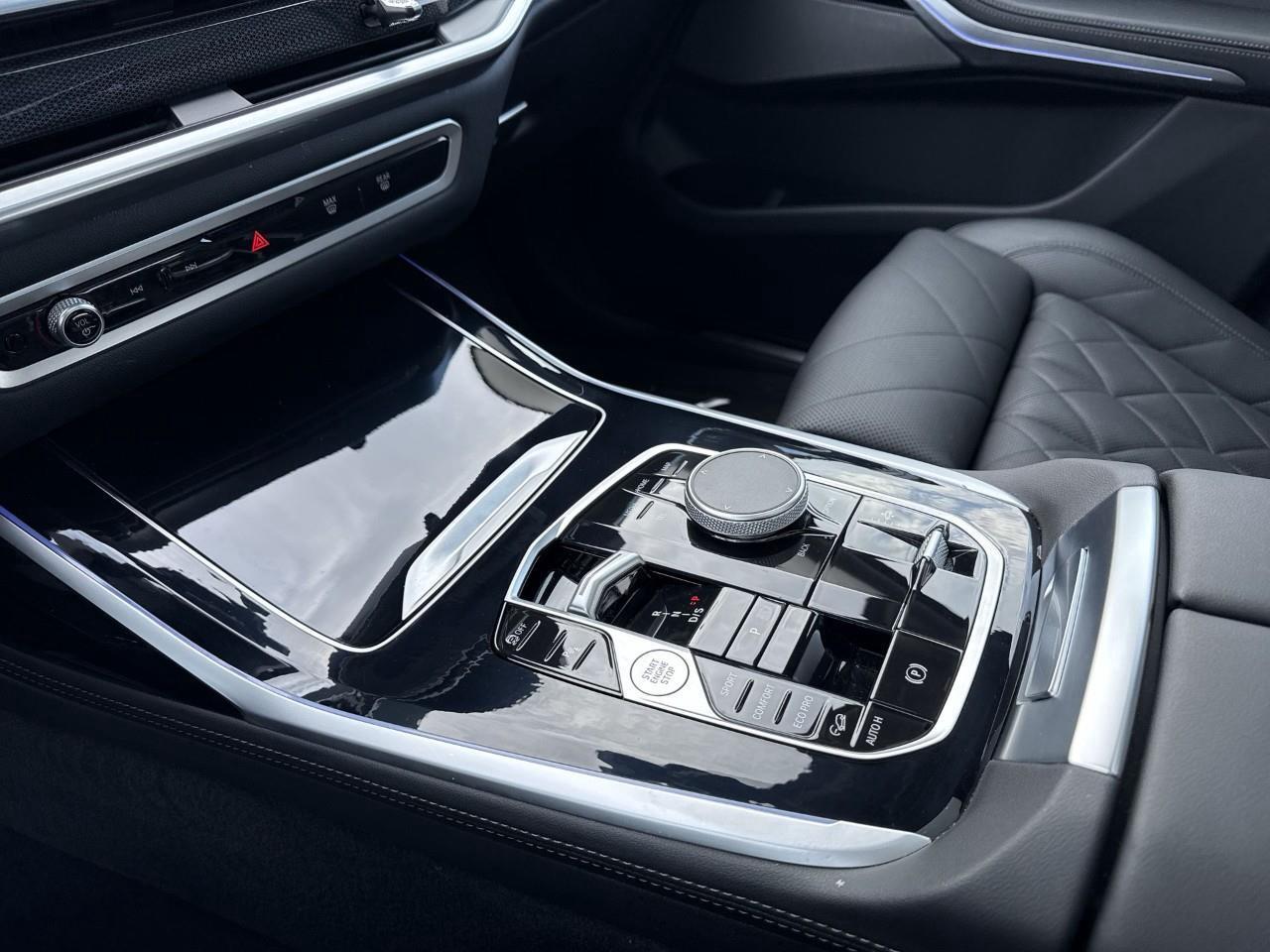 2024 BMW X7 xDrive40i Photo