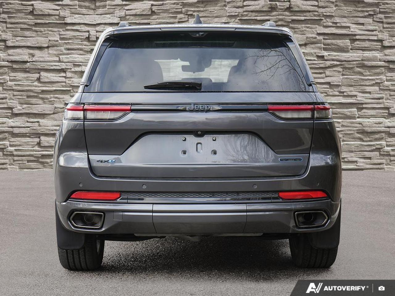 2023 Jeep Grand Cherokee 4xe 30th Anniversary Pack   No Accidents   Dual Pane Photo4