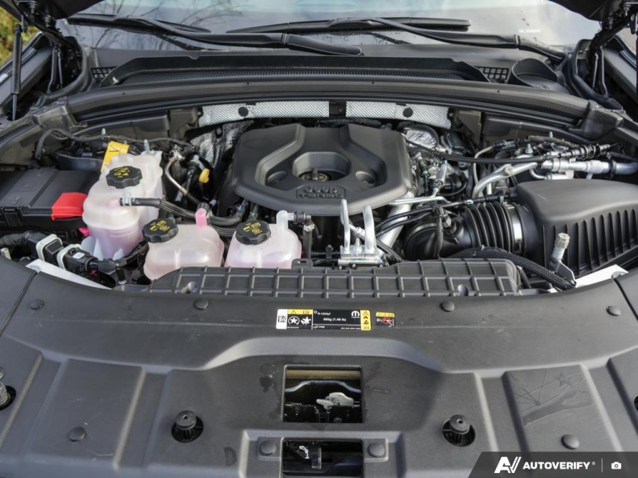 2023 Jeep Grand Cherokee 4xe 30th Anniversary Pack   No Accidents   Dual Pane Photo