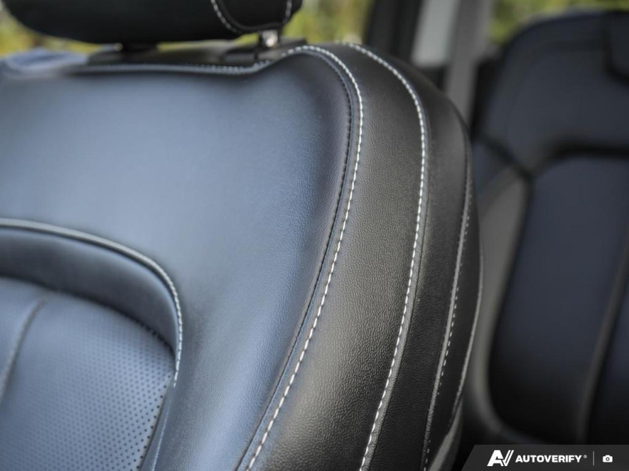 2023 Jeep Grand Cherokee 4xe 30th Anniversary Pack   No Accidents   Dual Pane Photo