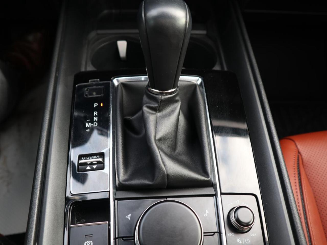 2024 Mazda CX-50 GT TURBO/ EXTENDED WARRANTY/ 3.95% RATE/ MUST SEE Photo