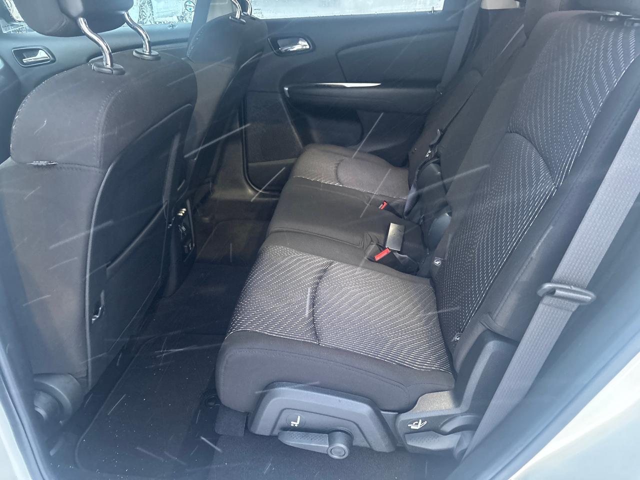 2016 Dodge Journey SXT + 3.6L V6 + Heated Seats Photo