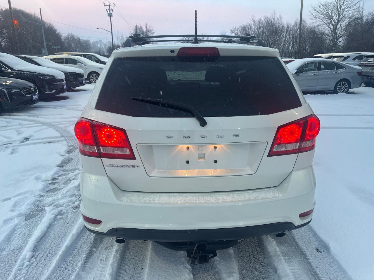 2016 Dodge Journey SXT + 3.6L V6 + Heated Seats Photo