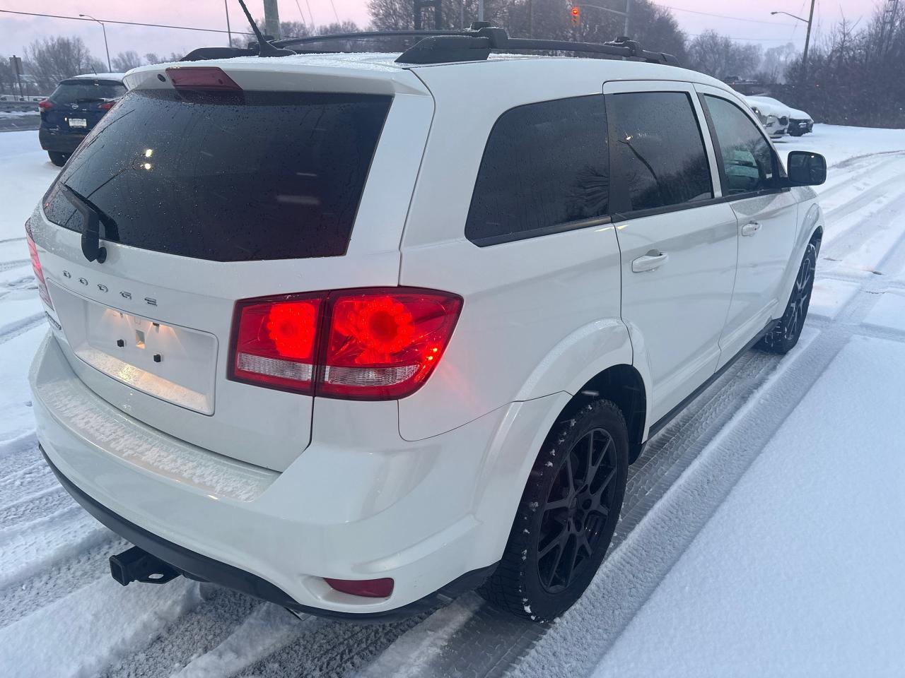 2016 Dodge Journey SXT + 3.6L V6 + Heated Seats Photo