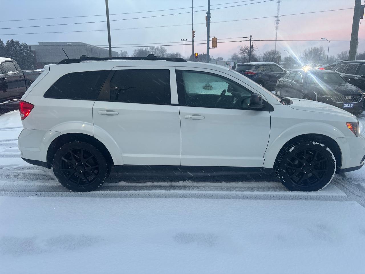 2016 Dodge Journey SXT + 3.6L V6 + Heated Seats Photo