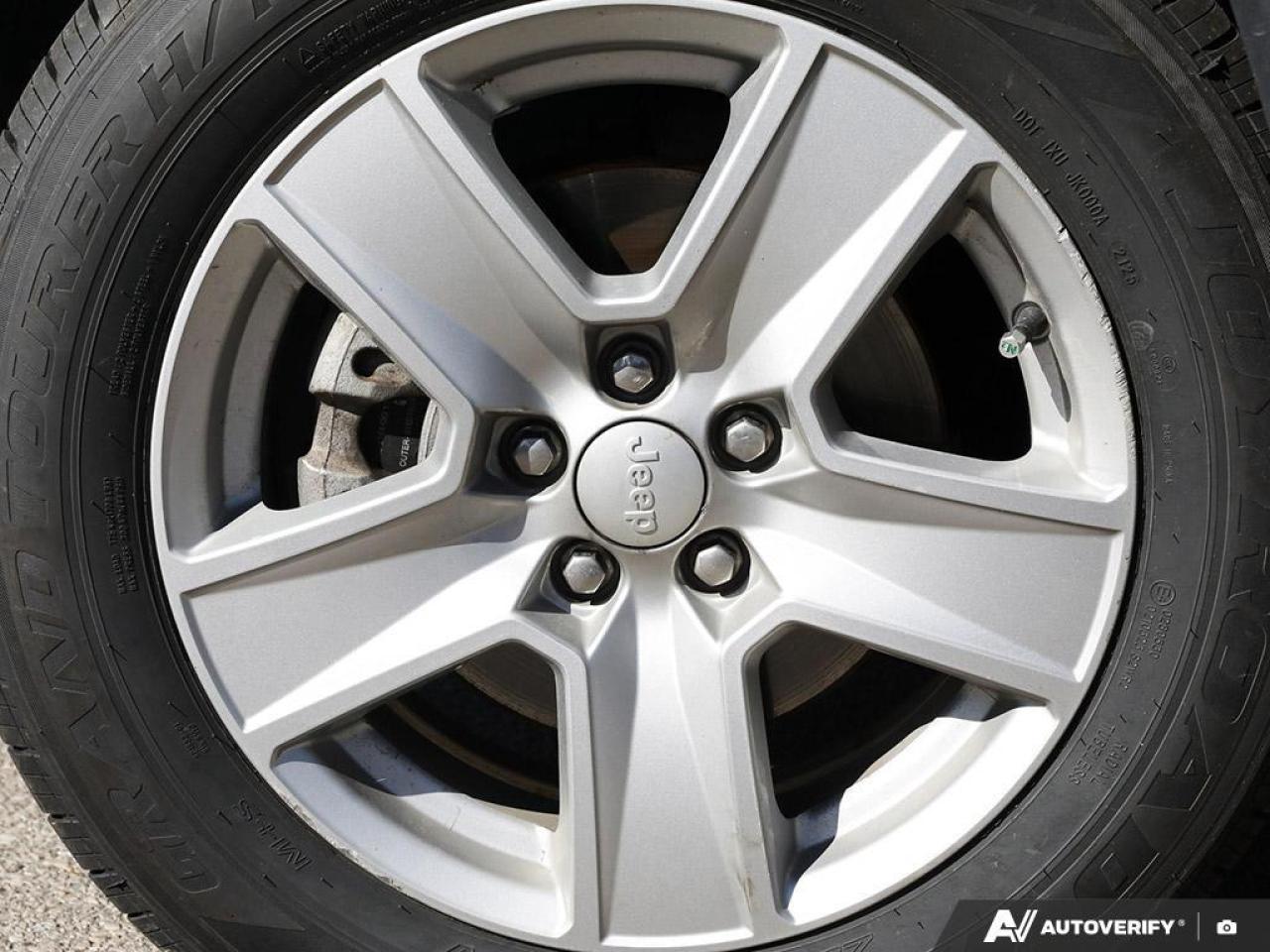 2022 Jeep Compass North  Edition   Accident Free   Low Payments Photo