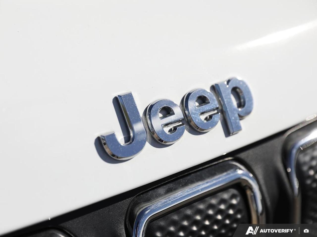 2022 Jeep Compass North  Edition   Accident Free   Low Payments Photo