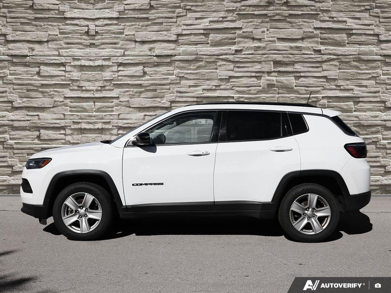 2022 Jeep Compass North  Edition   Accident Free   Low Payments Photo