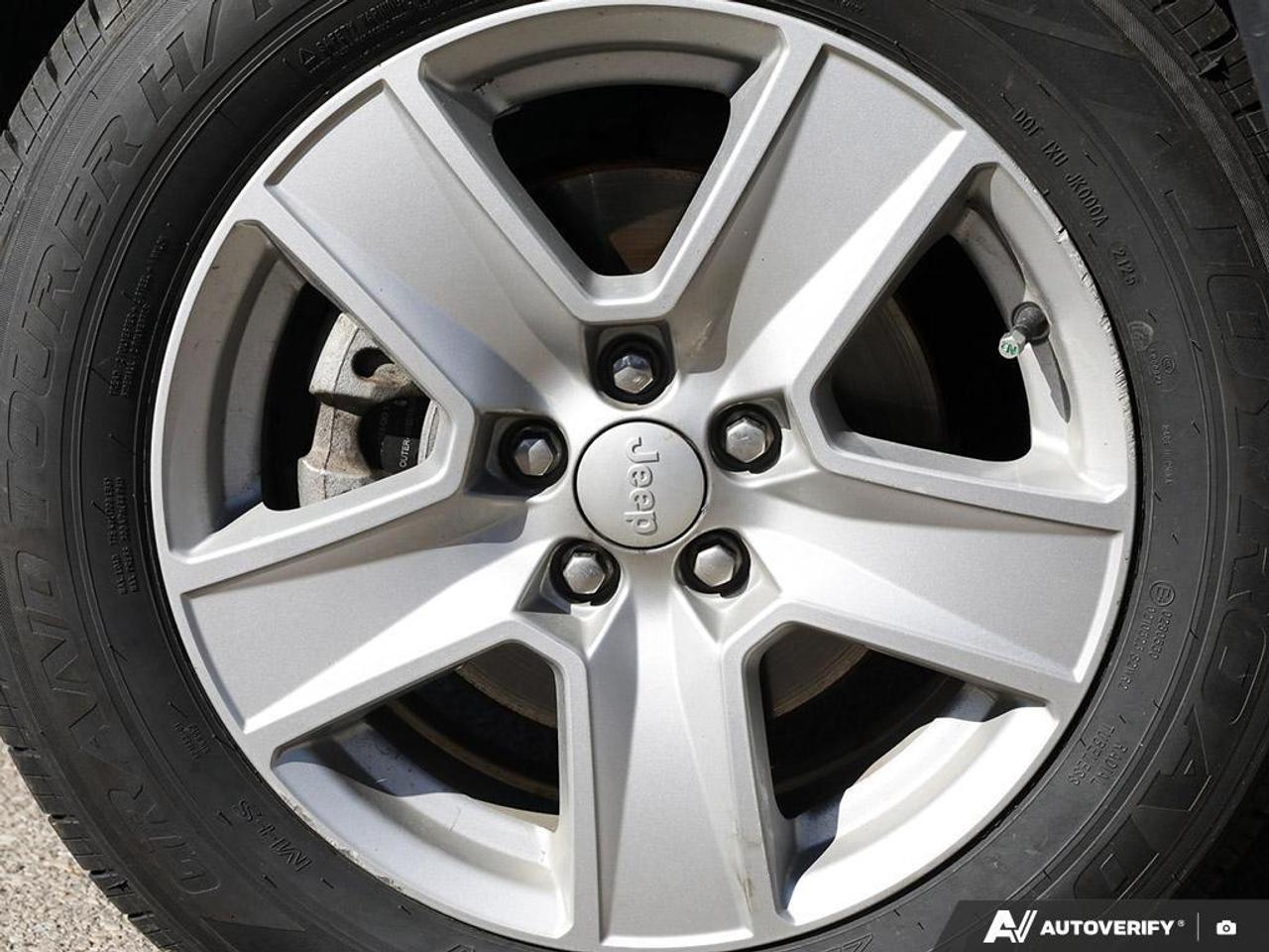 2022 Jeep Compass North  Edition   Accident Free   Low Payments Photo