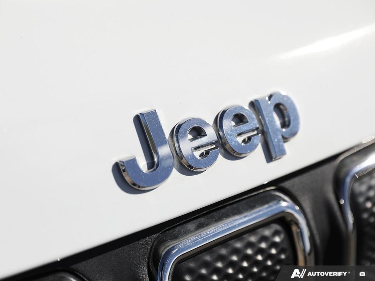 2022 Jeep Compass North  Edition   Accident Free   Low Payments Photo