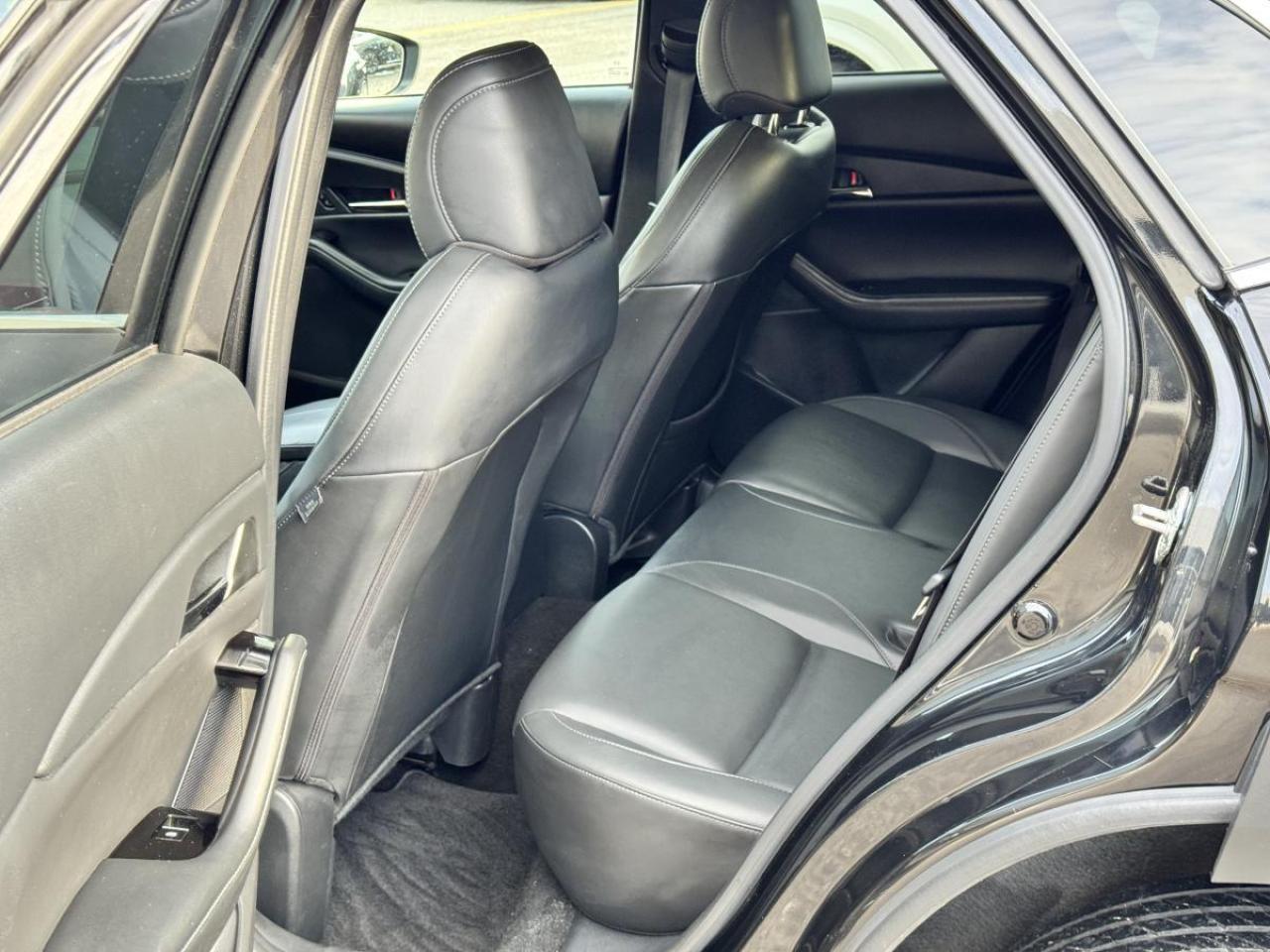 2023 Mazda CX-30 GS AWD LUXURY/ EXTENDED WARRANTY/ CPO/ MUST SEE Photo