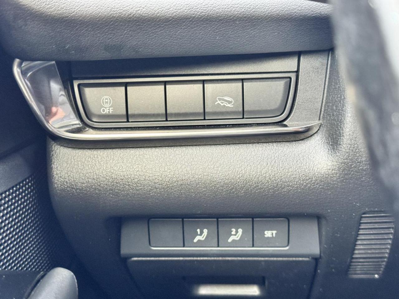 2023 Mazda CX-30 GS AWD LUXURY/ EXTENDED WARRANTY/ CPO/ MUST SEE Photo