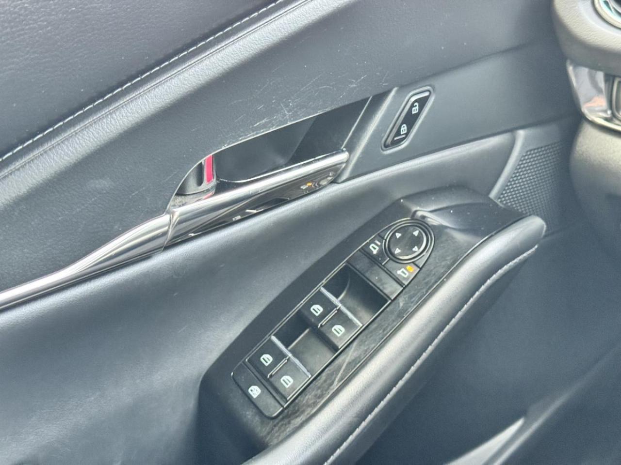 2023 Mazda CX-30 GS AWD LUXURY/ EXTENDED WARRANTY/ CPO/ MUST SEE Photo