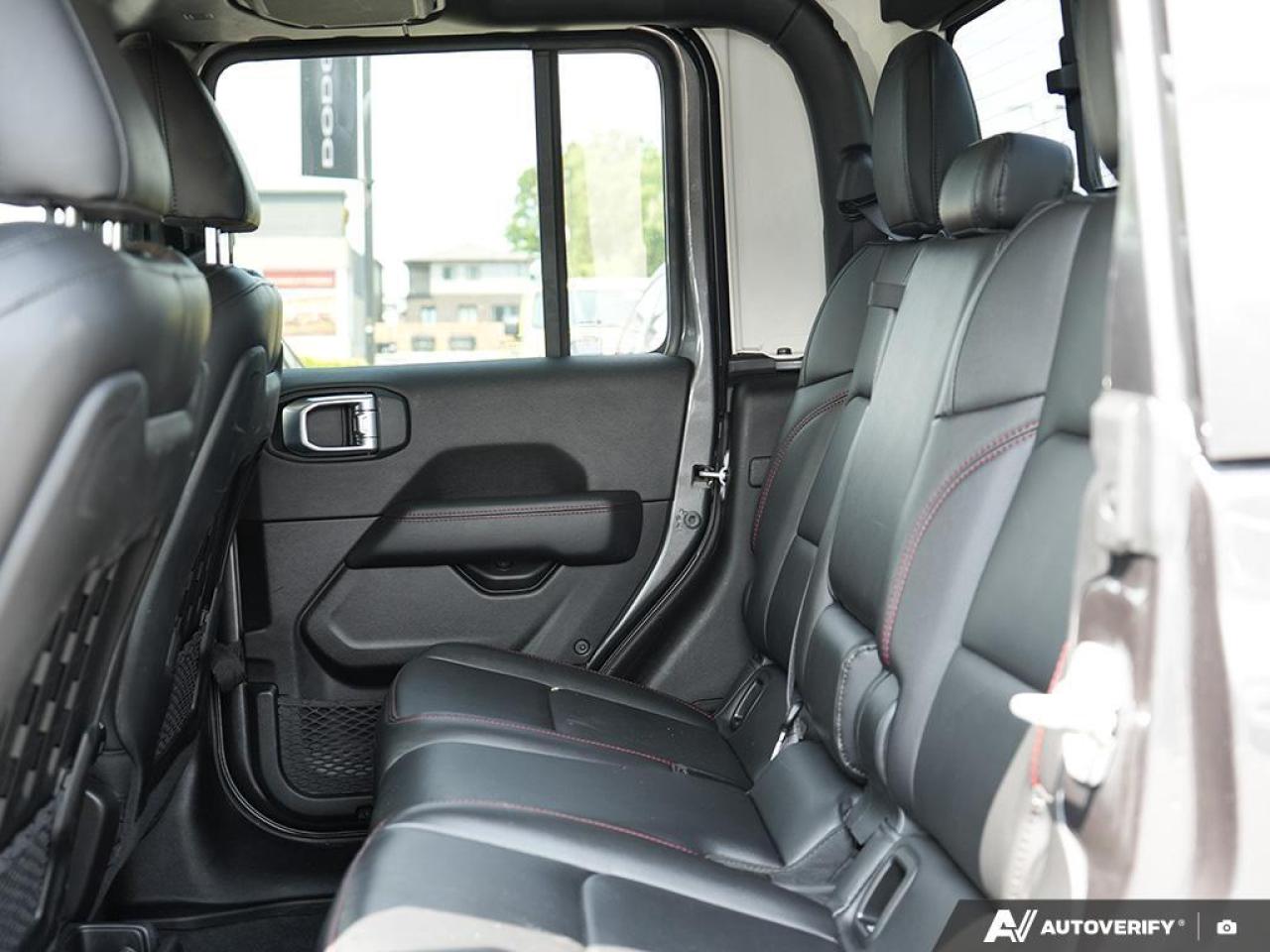 2021 Jeep Gladiator One Owner   No Accidents   Clean Photo