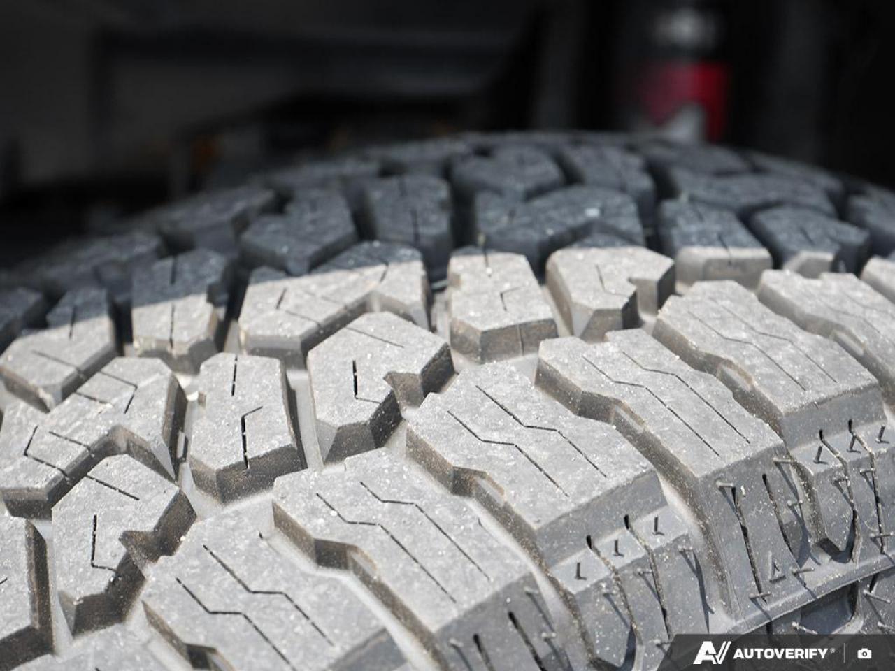 2021 Jeep Gladiator One Owner   No Accidents   Clean Photo