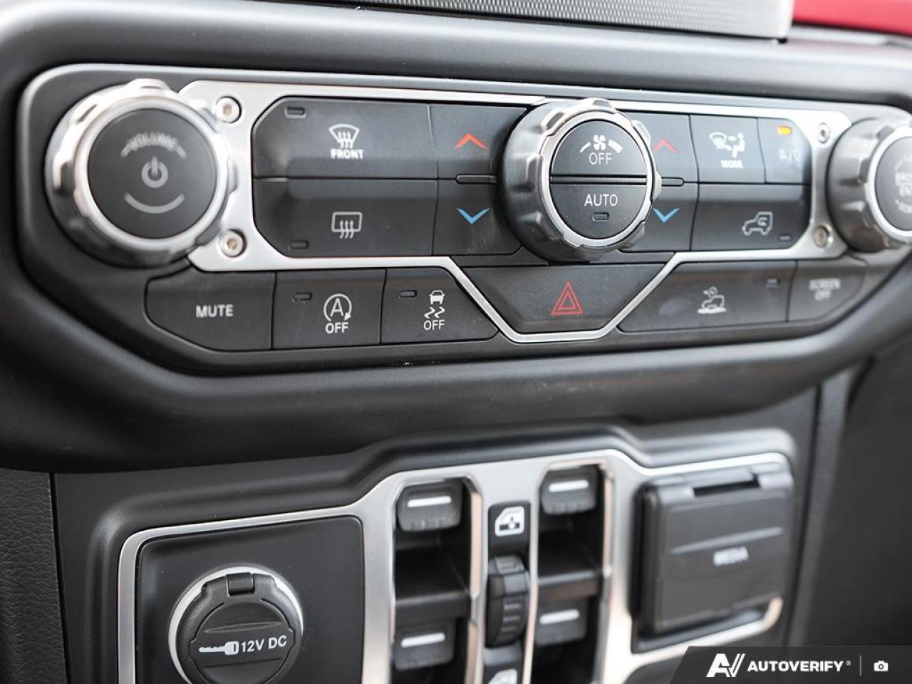 2021 Jeep Gladiator One Owner   No Accidents   Clean Photo