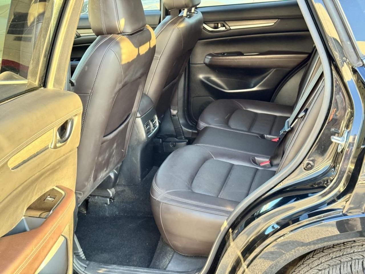 2023 Mazda CX-5 SIGNATURE/ EXTENDED WARRANTY/ 3.95% RATE/ MUST SEE Photo