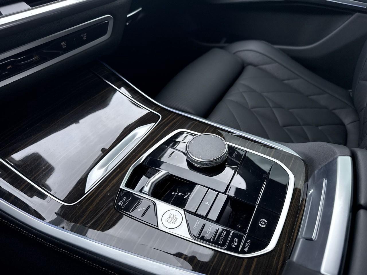 2024 BMW X5 xDrive40i Photo