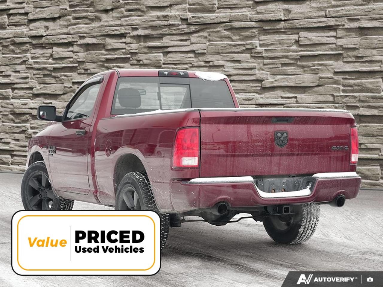 2019 RAM 1500 Classic One Owner Accident Free   4X4 Hemi Photo3