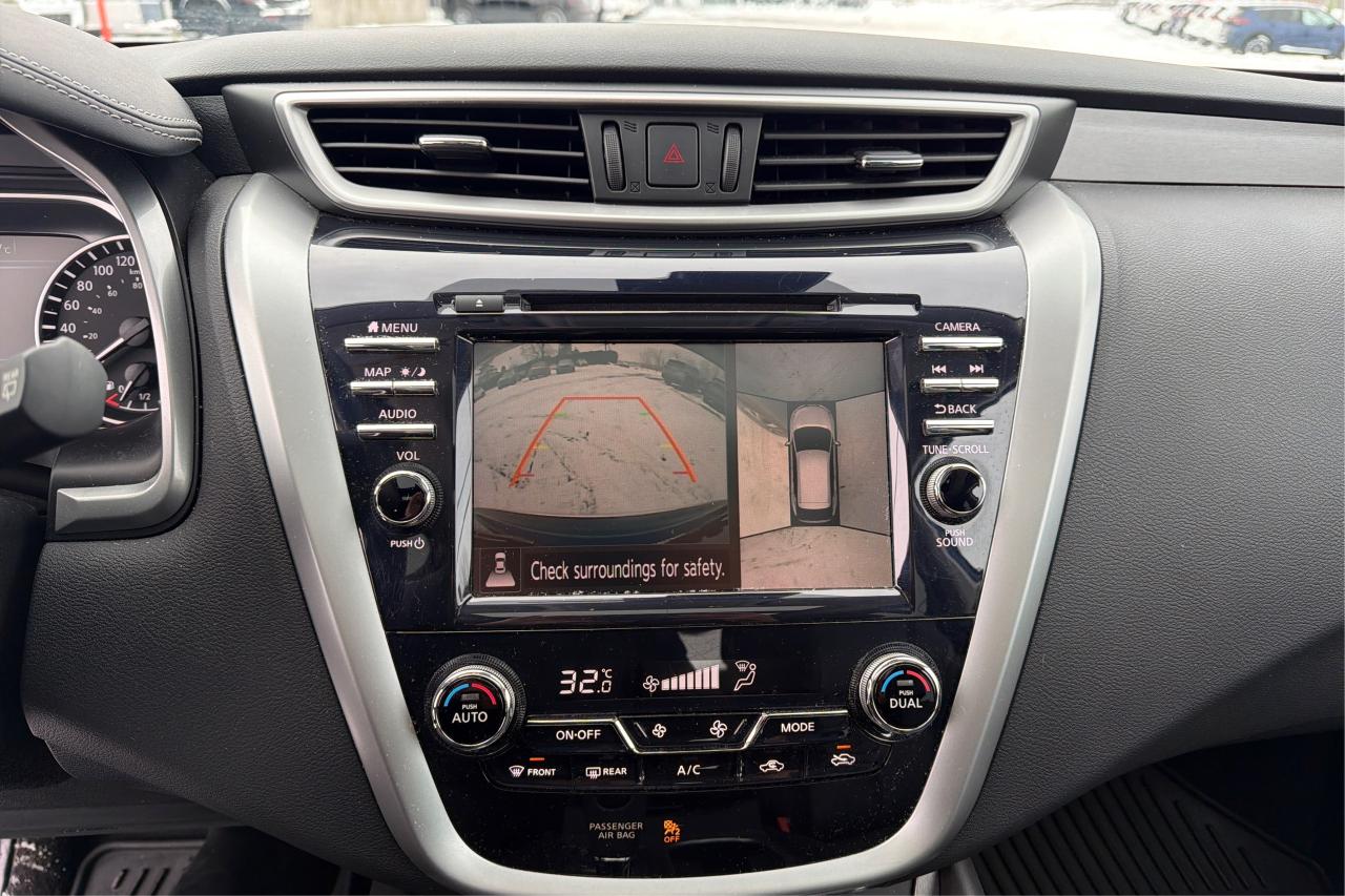 2022 Nissan Murano SL Photo