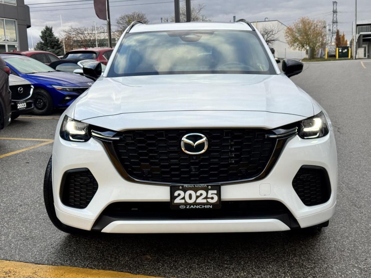 2025 Mazda CX-70 MHEV SIGNATURE/ CORPORATE USED DEMO/ GREAT SAVINGS Photo