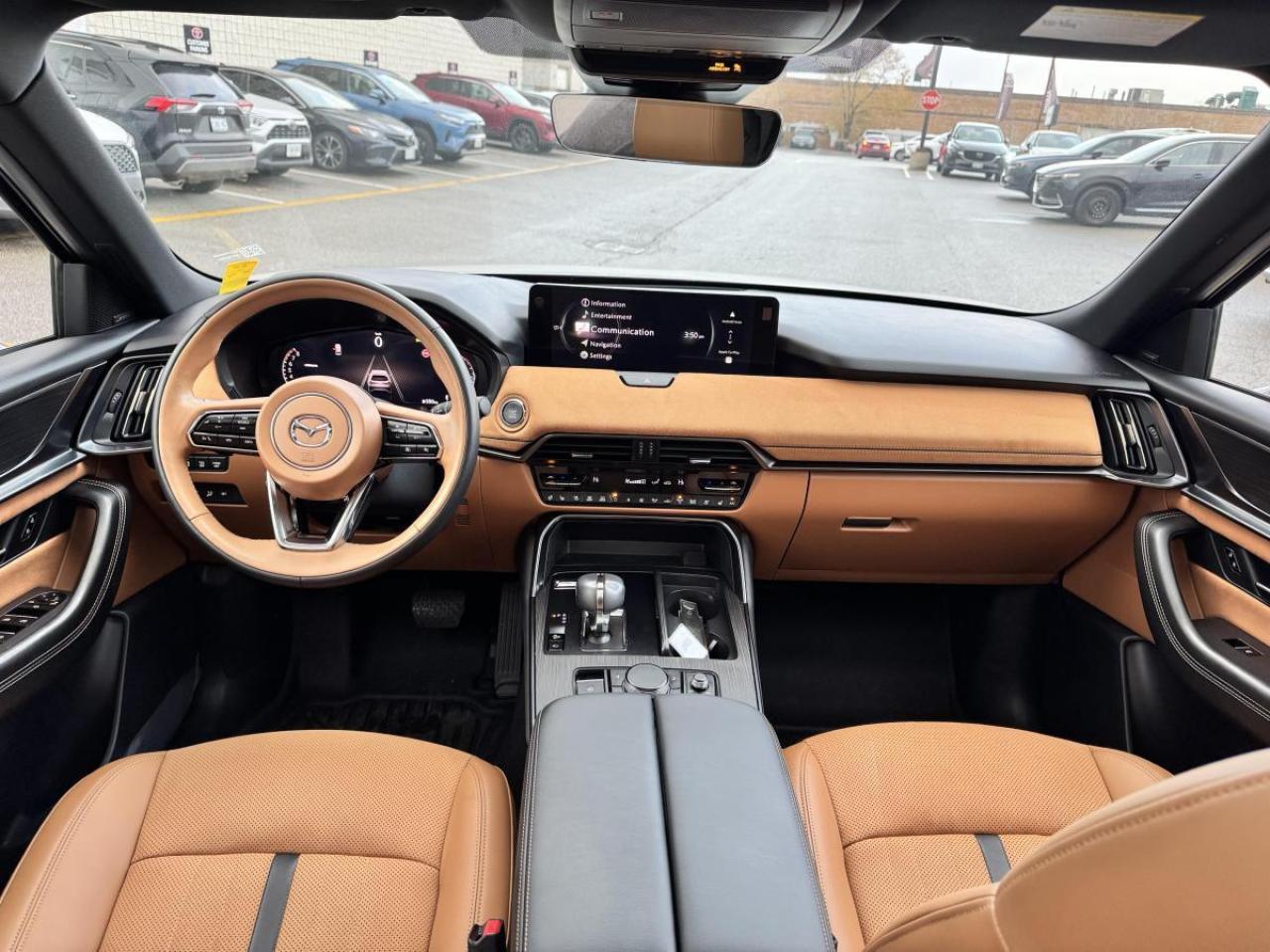 2025 Mazda CX-70 MHEV SIGNATURE/ CORPORATE USED DEMO/ GREAT SAVINGS Photo