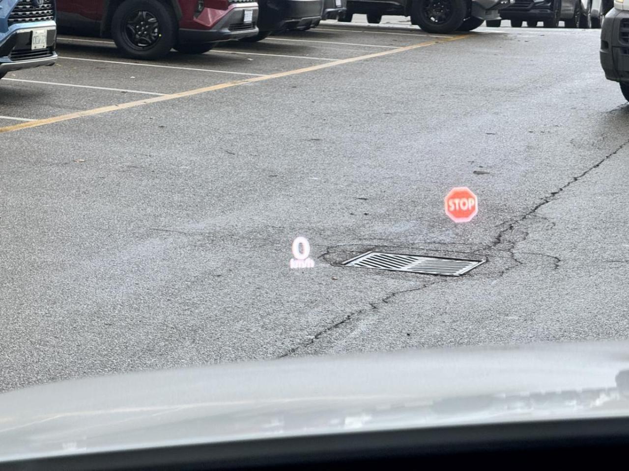 2025 Mazda CX-70 MHEV SIGNATURE/ CORPORATE USED DEMO/ GREAT SAVINGS Photo