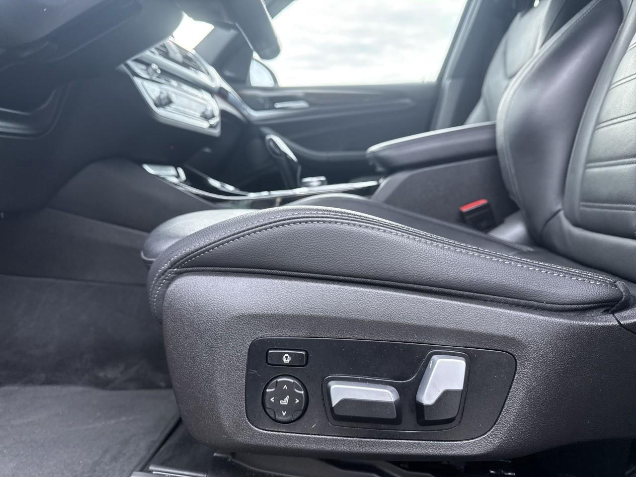 2021 BMW X3 xDrive30i Photo