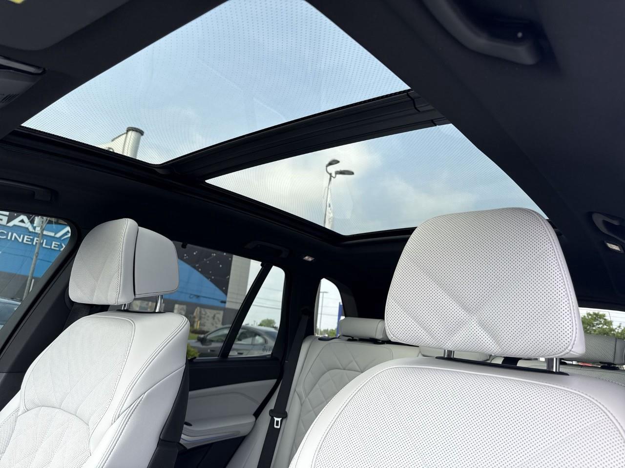 2025 BMW X5 xDrive40i Photo