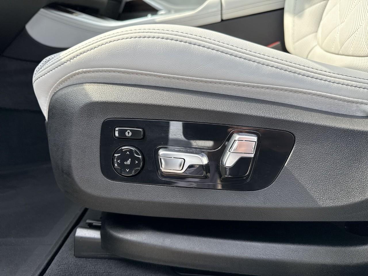 2025 BMW X5 xDrive40i Photo